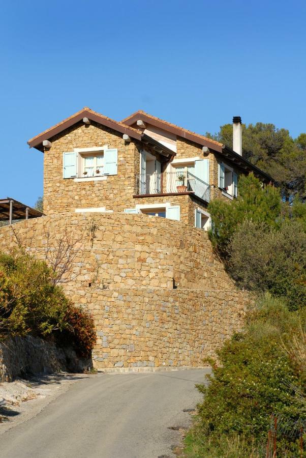 B&B Normanna Dolceacqua Exterior photo